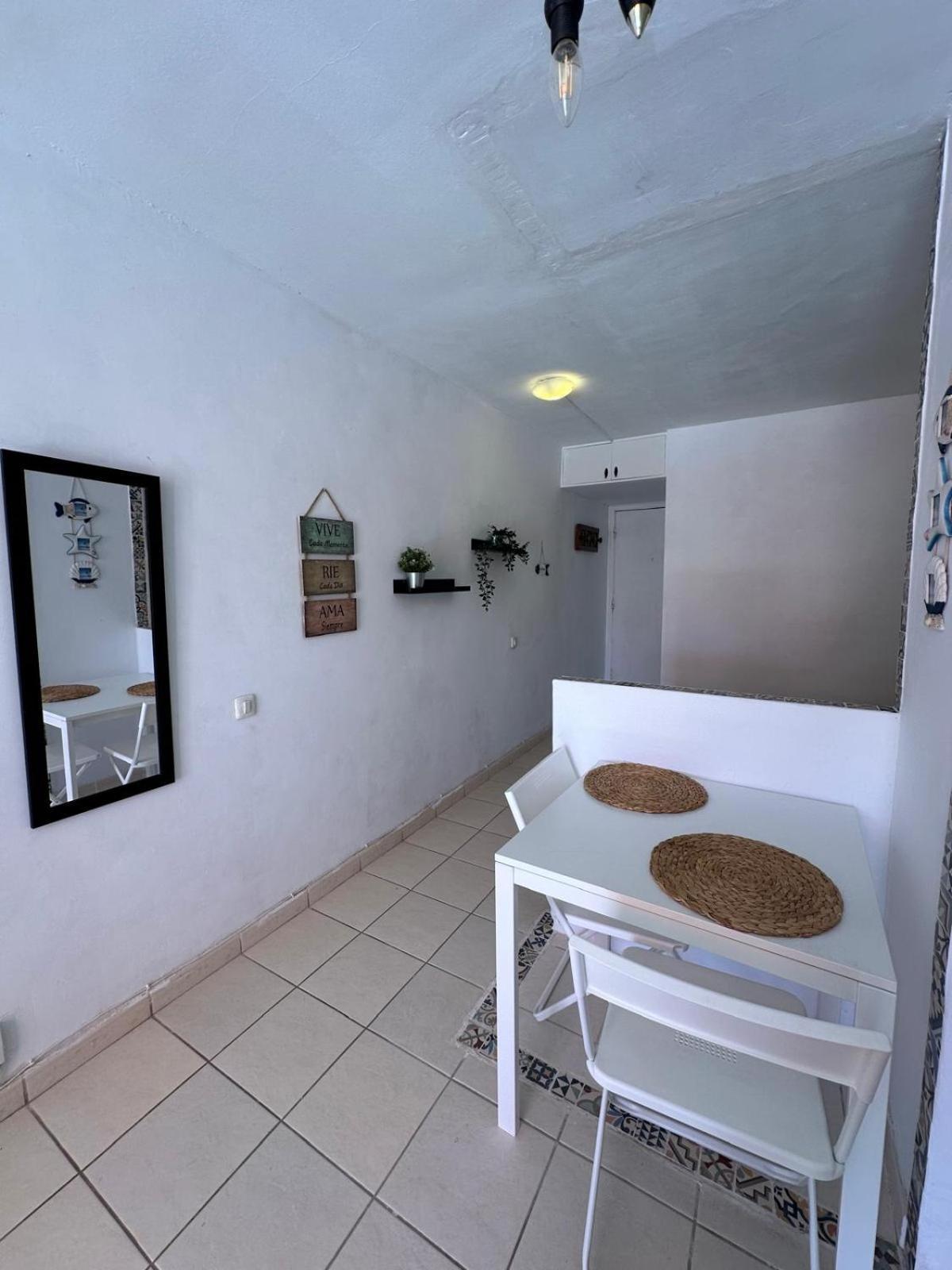 Flat Con Piscina In Costa Del Silencio - 5 Minuti Dal Mare Apartment Arona  Exterior photo