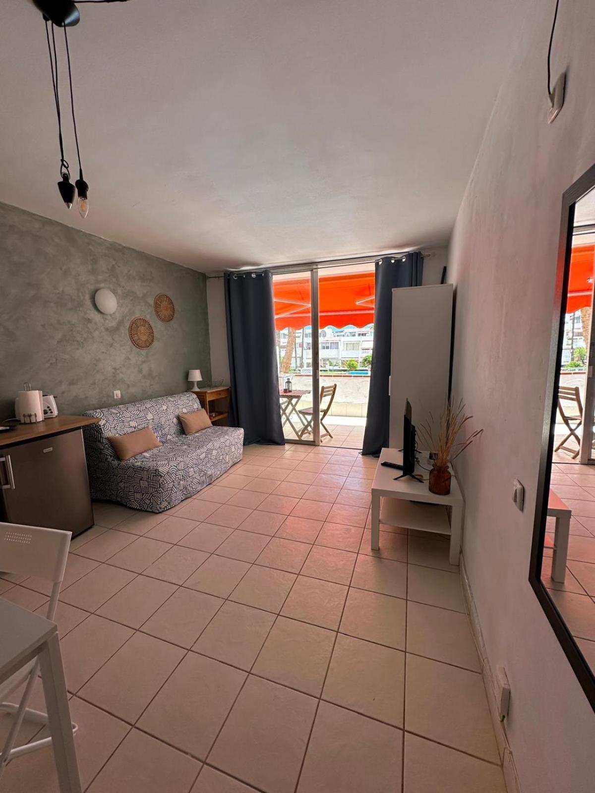 Flat Con Piscina In Costa Del Silencio - 5 Minuti Dal Mare Apartment Arona  Exterior photo